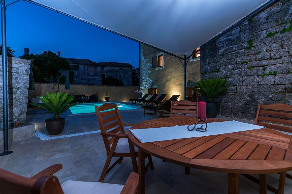 Villa Sagri - Heated Pool Zagrici Buitenkant foto